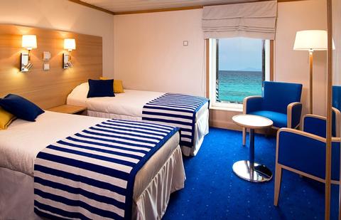 Luxury La Pinta Cruise Galápagos Islands Ecuador